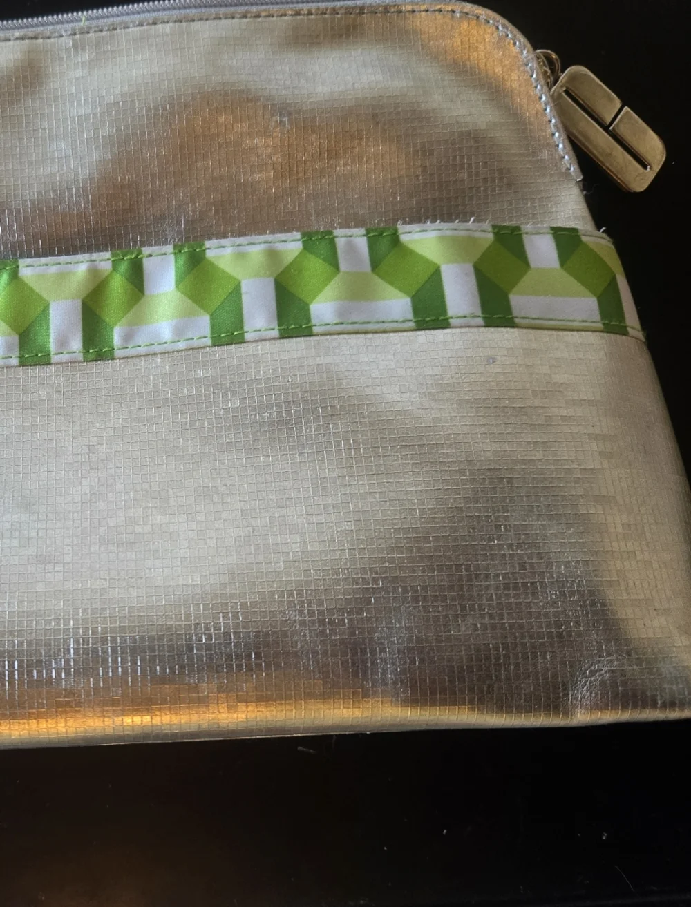 Clinique Green Lined Cosmetic Bag - Picture 4 of 8